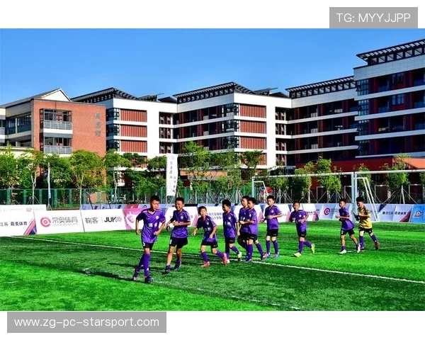 俱乐部与企业共建青训奖学金支持优秀学员深造，组建青年俱乐部